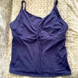 Lands End Navy Blue Tankini top with underwire. Size 10DDD
